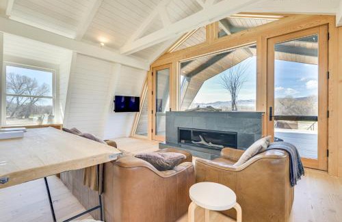 Whitehall Casa | Riverfront Montana Retreat - Deck, Fire Pit and Pond