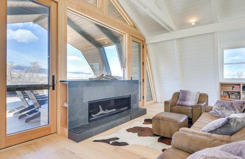 Whitehall Casa | Riverfront Montana Retreat - Deck, Fire Pit and Pond