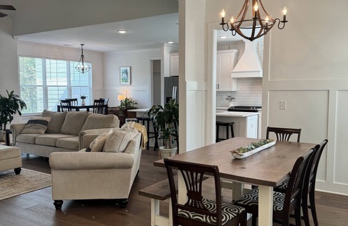 Augusta Casa | Riverfront Neighborhood Masters Rental