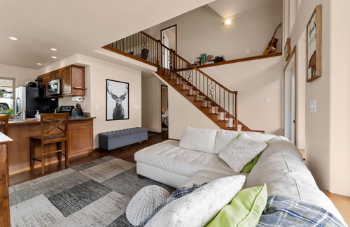 Ardenvoir Cabina | Riverfront: Private Beach, Hot Tub, Sauna, Dock & Boat Launch!