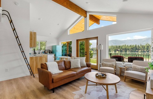 Thompson Falls Casa | Riverfront Retreat in Thompson Falls