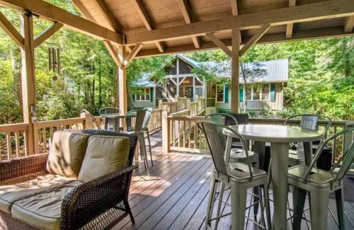 Cashiers Casa | Riverfront Retreat: Sauna, Private Forest, 6 Falls