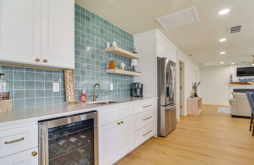 Ruskin Casa | Riverfront Ruskin Home w/Boat Dock, 1 Mi to Beach