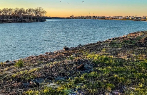 Matagorda Alquiler De RV | Riverfront RV Spot #4
