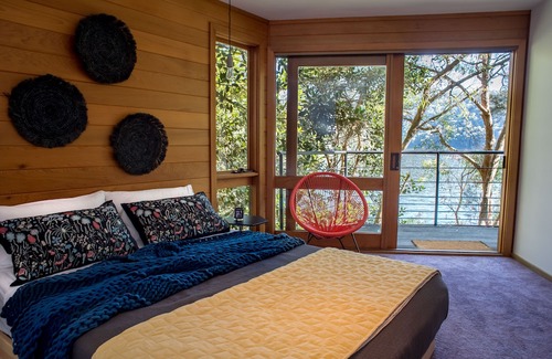 Berowra Waters Casa | Riverfront 'Treehouse' Escape (8 Dusthole Pt)