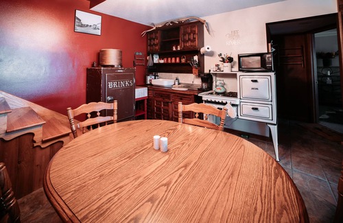 Colfax Casa | Riverfront Views!