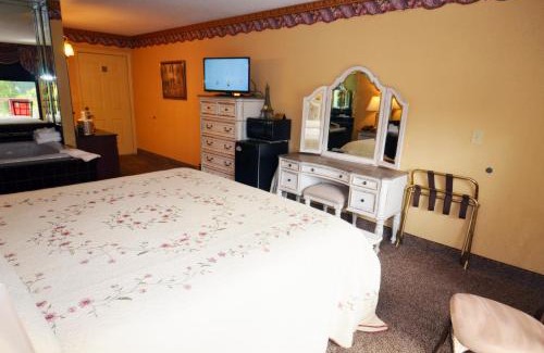 Pigeon Forge Hotel | Rivergate Mountain Lodge