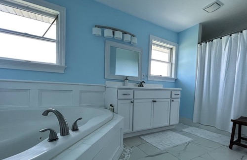 Calverton Casa | Riverhead Heated Pool Oasis near Lavender Fields, Splish Splash and Tanger Mall