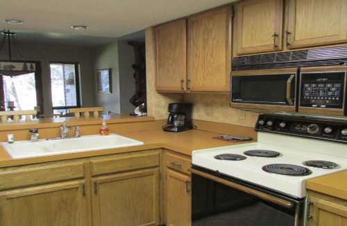 McCall Apartamento | Rivers Bend B19