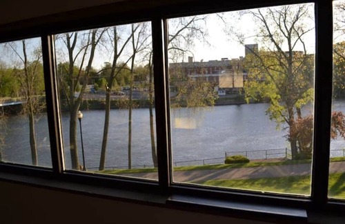 Niles Apartamento | Rivers Edge Lofts - Unit 3