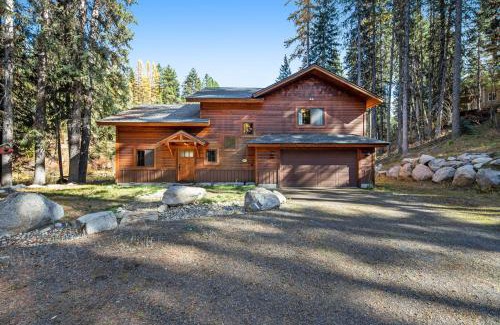 McCall Casa | Rivers Edge Retreat
