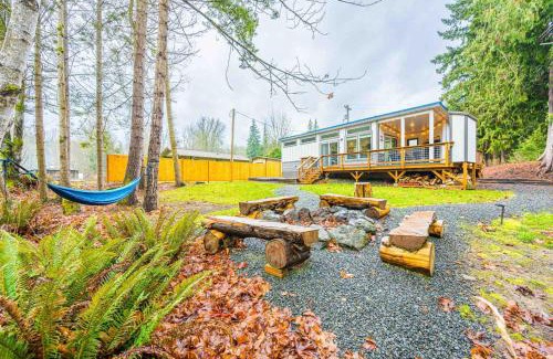 Port Angeles East Apartamento | Rivers Edge river side tiny home