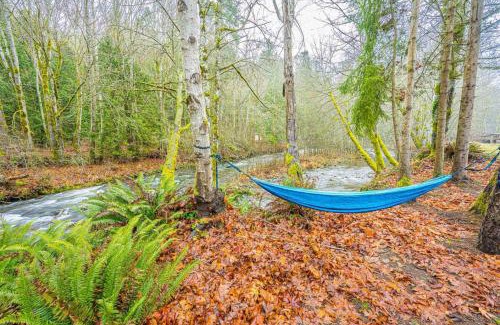 Port Angeles East Apartamento | Rivers Edge river side tiny home