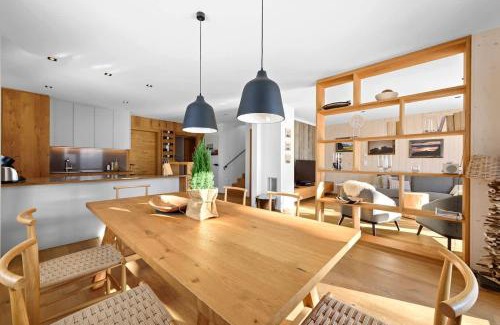 Garmisch-Partenkirchen Chalet De Esquí | Riverside Chalet Alpspitze