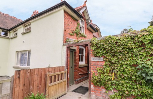 Llanwrthwl Cabaña | Riverside Cottage, LLANWRTHWL