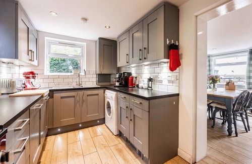 Reedham Cabaña | Riverside Cottage | Norfolk Holiday Properties