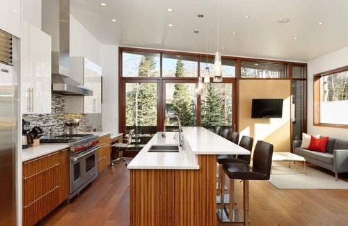 Aspen Casa | Riverside Drive Contemporary