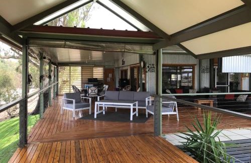 Tarriaro Cama Y Desayuno | Riverside Farm Retreat