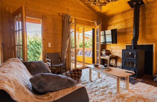 Karpenisi Chalet De Esquí | Riverside Forest Retreat-Chalet