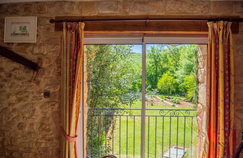 Sergeac Cabaña | Casa rural junto al río con vistas panorámicas