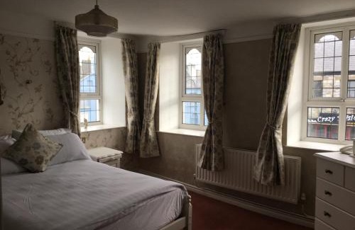 Lavy Beg Casa | Riverside Guesthouse