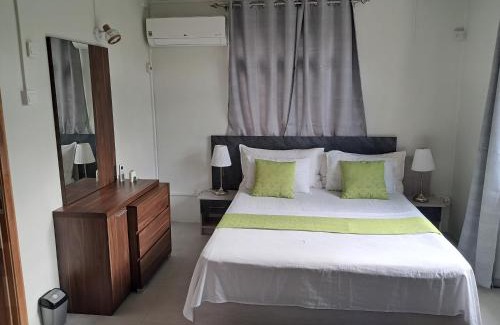 Grand River South East Casa | Riverside Holiday Home
