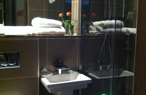 Callander Casa | Riverside House