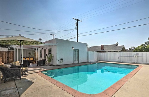 Riverside Casa | Riverside Hub w/ Shared Pool ~ 1 Mi to Downtown!
