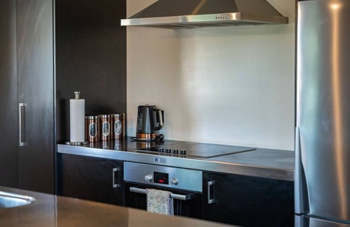 Rangatira Park Casa | Riverside in gated community & WI-FI