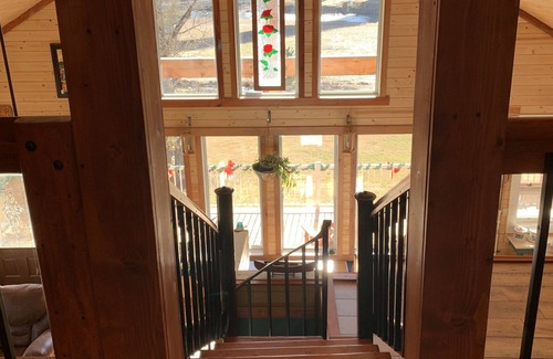 Ozark Casa | Riverside Inn on the Finley with a hot tub & more!