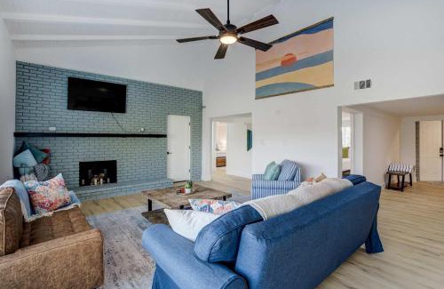 Braden River Apartamento | Riverside Luau Tiki Hut Fire Pit & Outdoor Fun