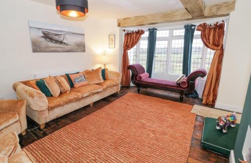 Evesham Casa | Riverside Manor