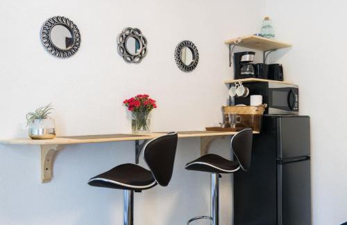 Newtown Apartamento | Riverside Oasis