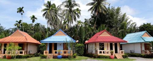 Ban Pa Yang Complejo | Riverside Palm Resort - Surat Thani