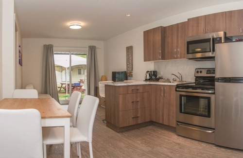 Regional District of Nanaimo Cabina | Cabaña de lujo de dos habitaciones a medida