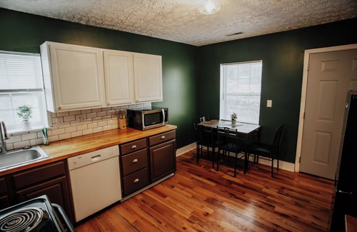 Columbia Apartamento | Riverside Retreat at Apt B