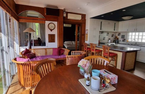 Bicton Casa | Riverside retreat for those that want to be close to nature and live in luxury.