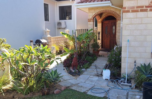 Bicton Casa | Riverside retreat for those that want to be close to nature and live in luxury.