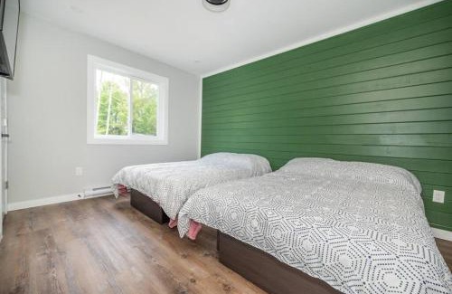Mansfield-et-Pontefract Chalet De Esquí | Riverside Retreat: Maazah Cottage