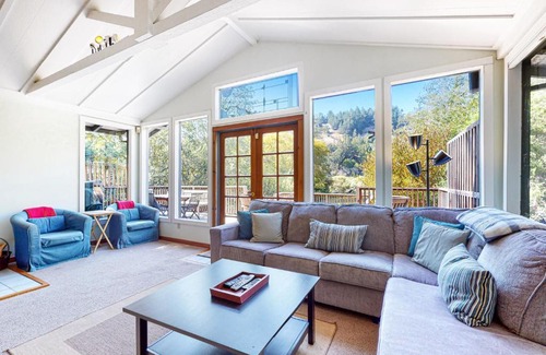Duncans Mills Casa | Riverside Retreat
