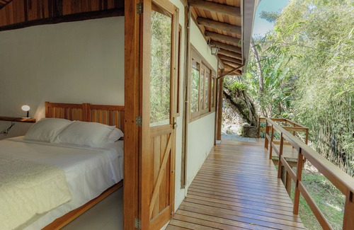 Visconde de Maua Chalet De Esquí | Riverside suite in Visconde de Mauá