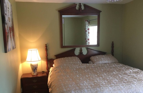 Enniskillen Apartamento | Riverside View is a Lovely 2 Bedroom Apartment and is a 5 Minute Walk to Town