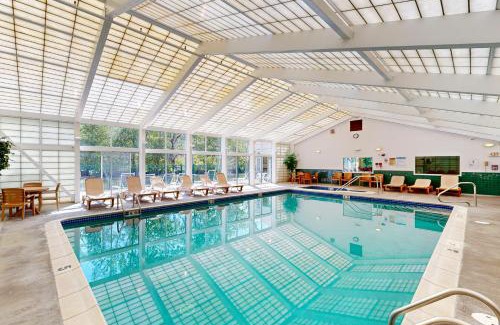 Lincoln Apartamento | Riverview Condo at Rivergreen