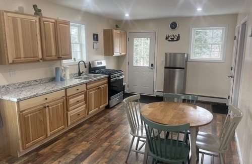 Pittsburg Casa | Riverview home