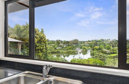 Kerikeri Casa | Riverview Landing - Kerikeri Holiday Home