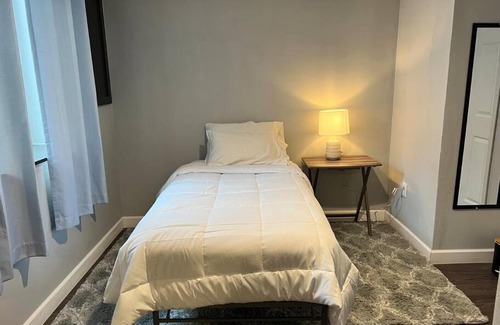 Eau Claire Casa | Riverview oasis