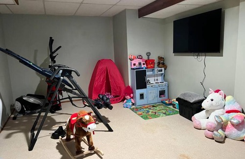 Eau Claire Casa | Riverview oasis