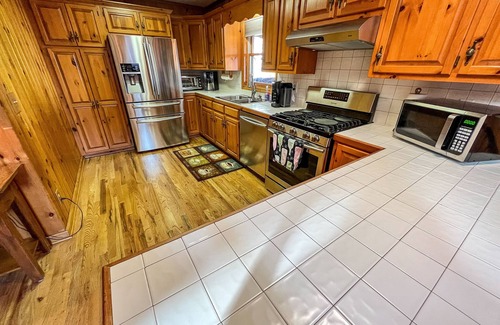 Grassy Creek Cabina | RiverView Ridge: 5 BR, 3 BA Cabin or Bungalow in Piney Creek, Sleeps 10