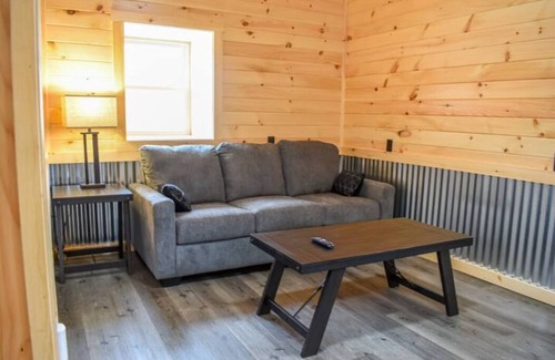 Pulaski Apartamento | Riverview Unit 1 Apartment space in Pulaski NY