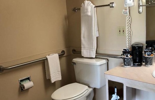 Glenwood Hotel | Riverwood Inn